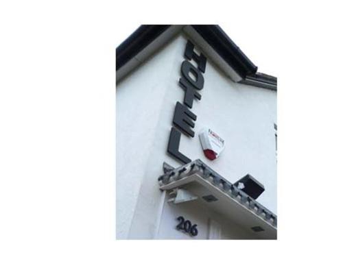 Hotel Nap Inn บาร์เน็ท ภายนอก รูปภาพ